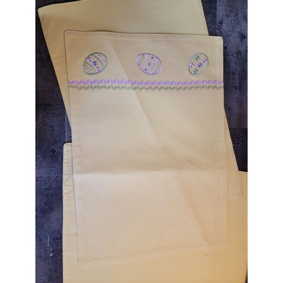Yellow Easter egg place mats cloth decor set - Picture 7 of 7
